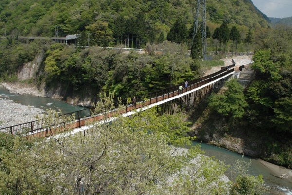 Omaki-dondo Bridge / Hakusan Observatory