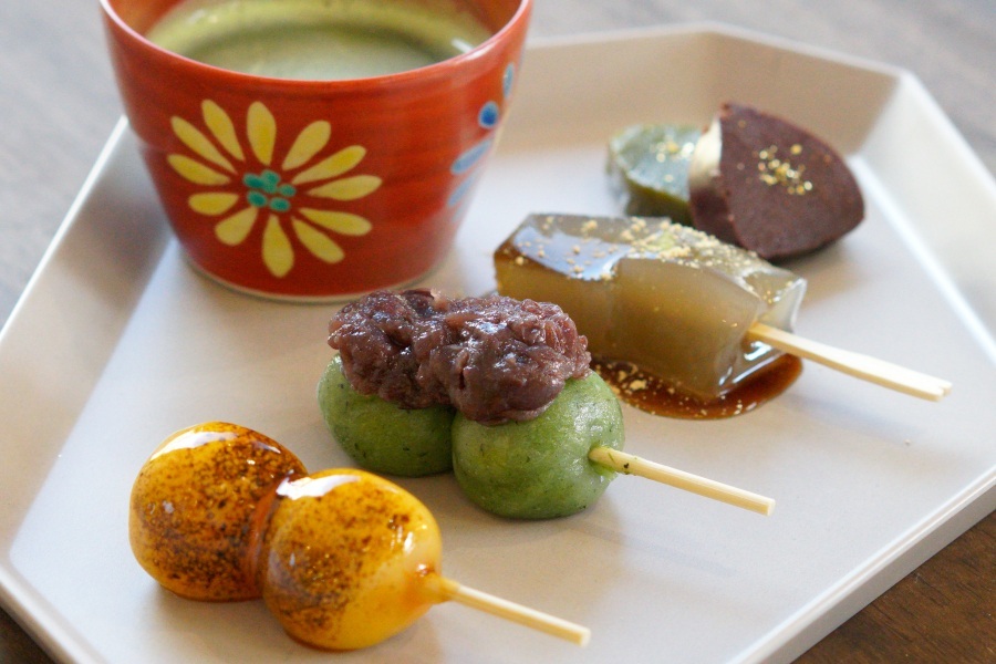 Explore Nagamachi Samurai District: Best Local Food, Sweets & Activities