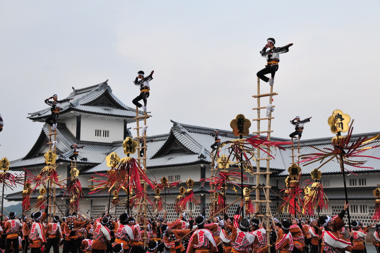 Kanazawa Hyakumangoku Festival: Castle Entrance Celebration