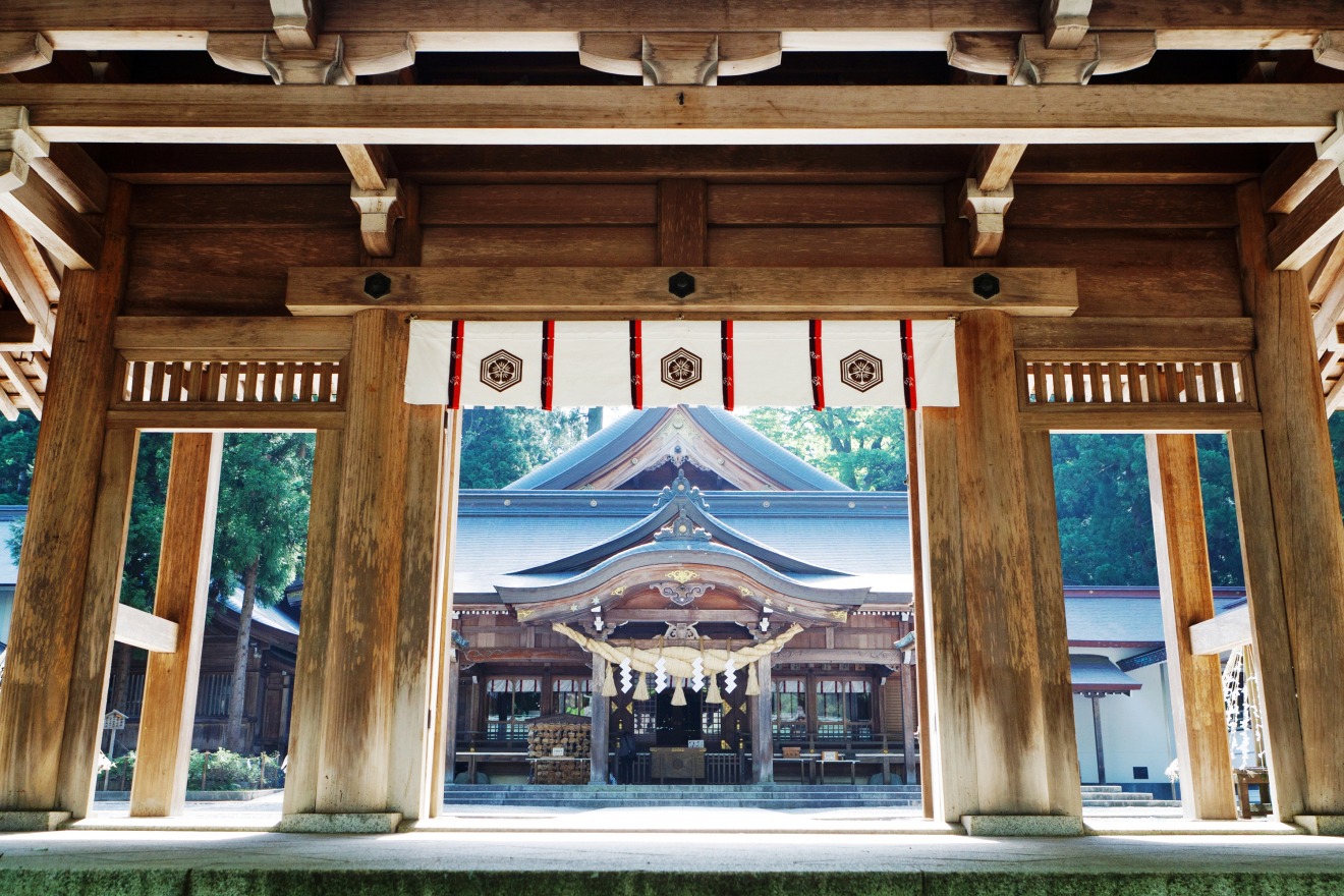 Hakusan Hime Jinja Shrine (Photo courtesy of the Hakusan City Tourism Association)