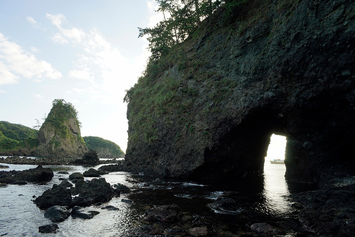 Ganmon sea cave, a notable sight along the Noto Kongo Coast, Shika Town