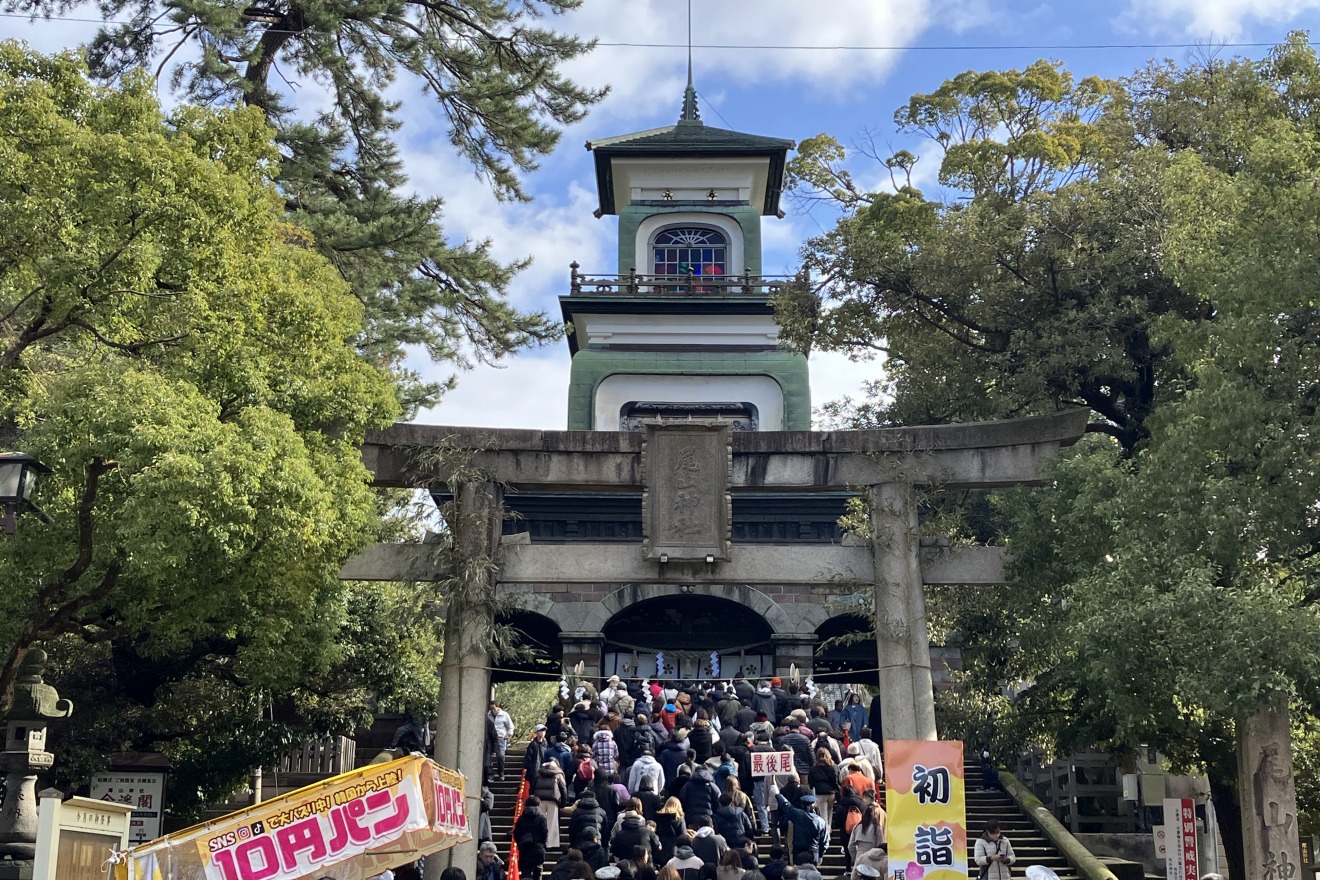 The Oyama Shrine bustling with visitors for their first shrine visit of the New Year.