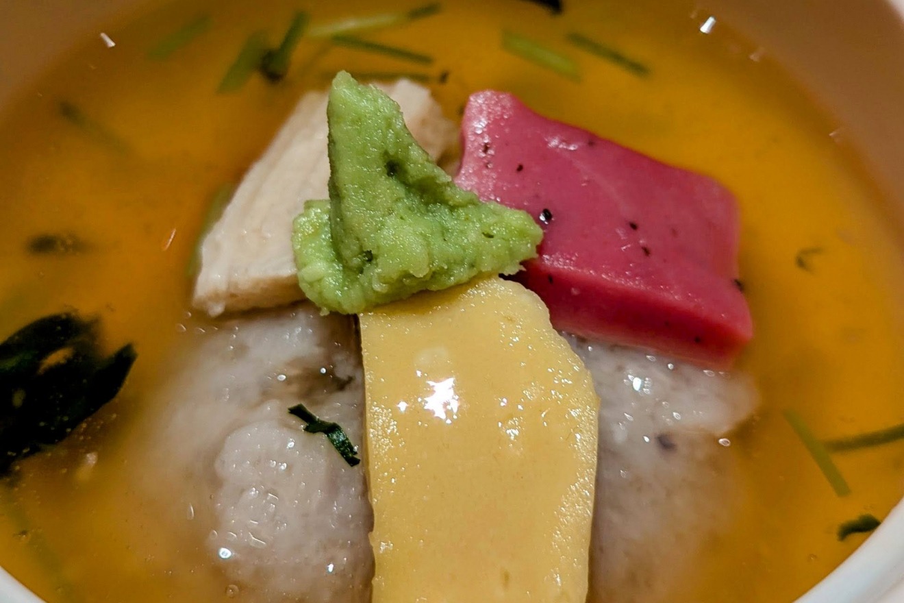 Hasumushi (Steamed grated lotus root with seafood)