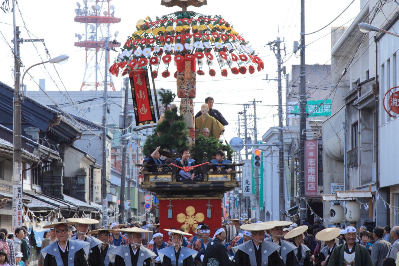 Takaoka Mikurumayama Festival（Takaoka）