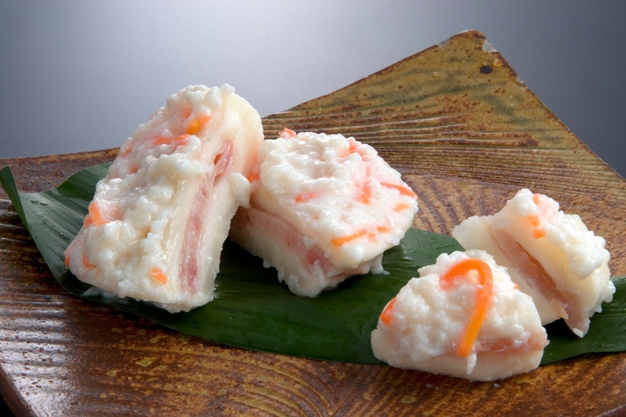 Kaburazushi, Kanazawa’s famous fermented sushi made with pickled turnip and yellowtail