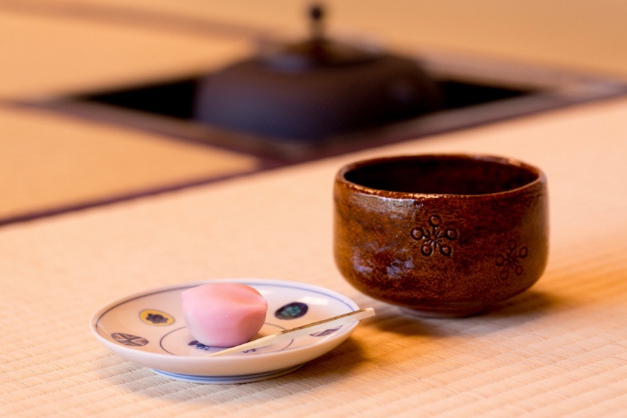 Many living in Kanazawa enjoy tea ceremony