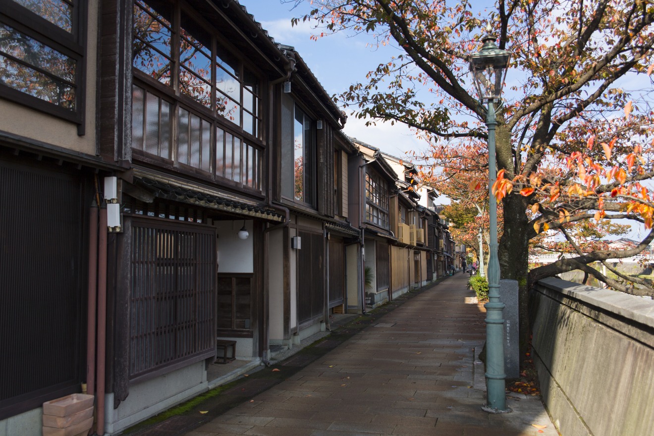 Also worth visiting: the Kazue-machi Chaya District