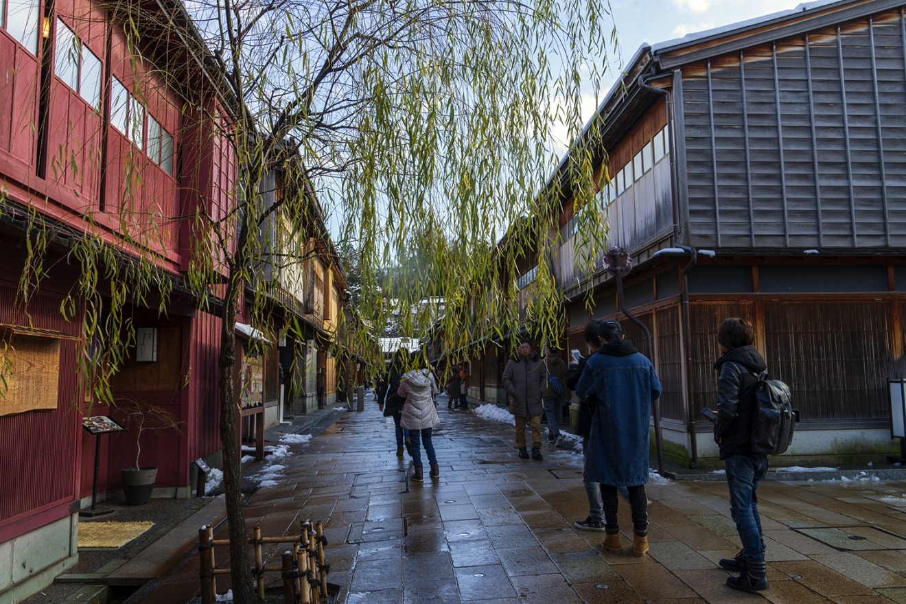 When you think of Higashi Chaya District, this view from Hiromi comes to mind