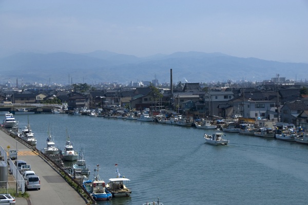 Course around Kanaiwa and Ono, the port, and soy sauce town (Kanazawa City)