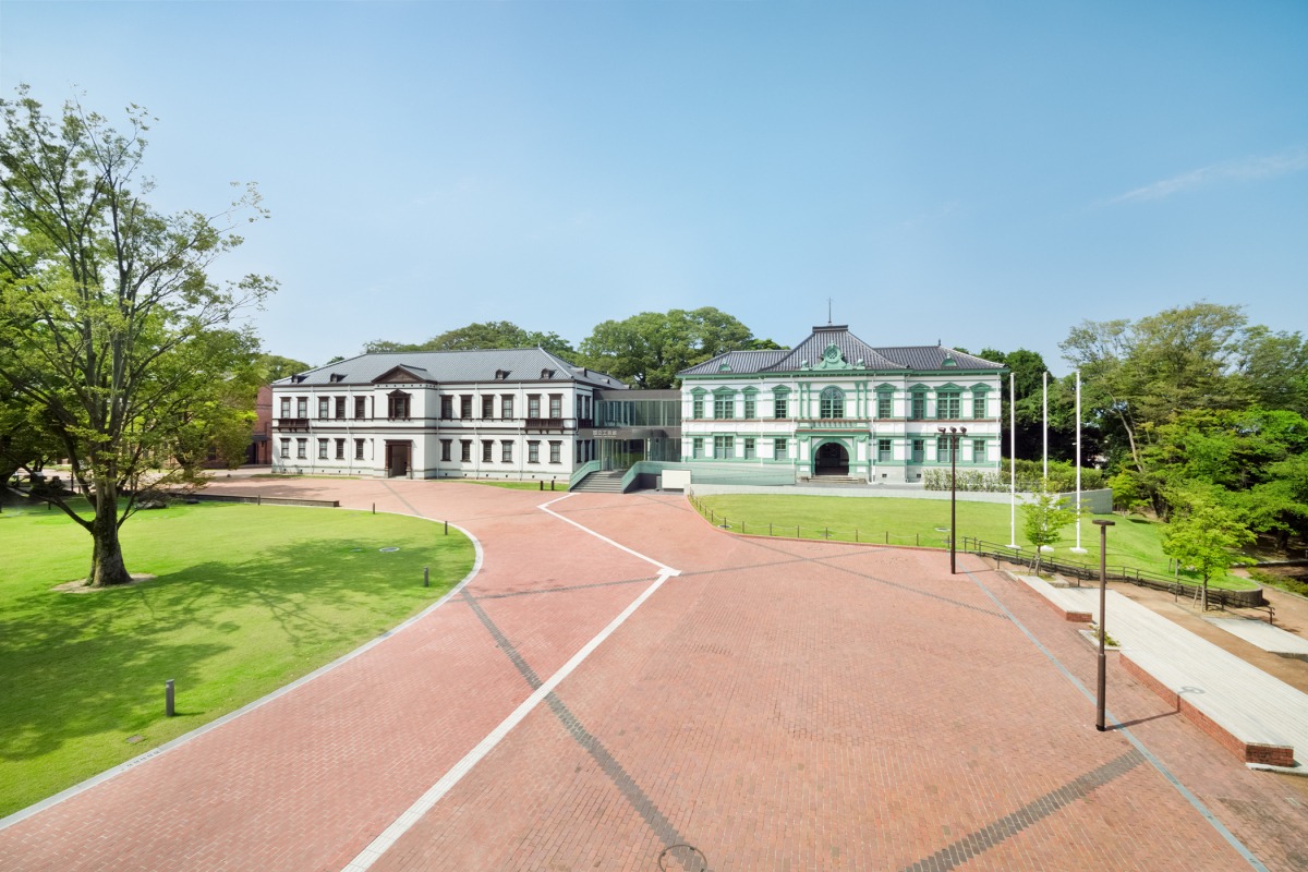 Enjoy Art & Nature on Foot in Central Kanazawa