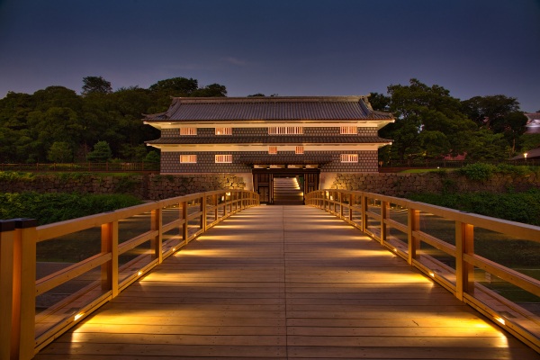 Nezumitamon Gate & Nezumitamon Bridge