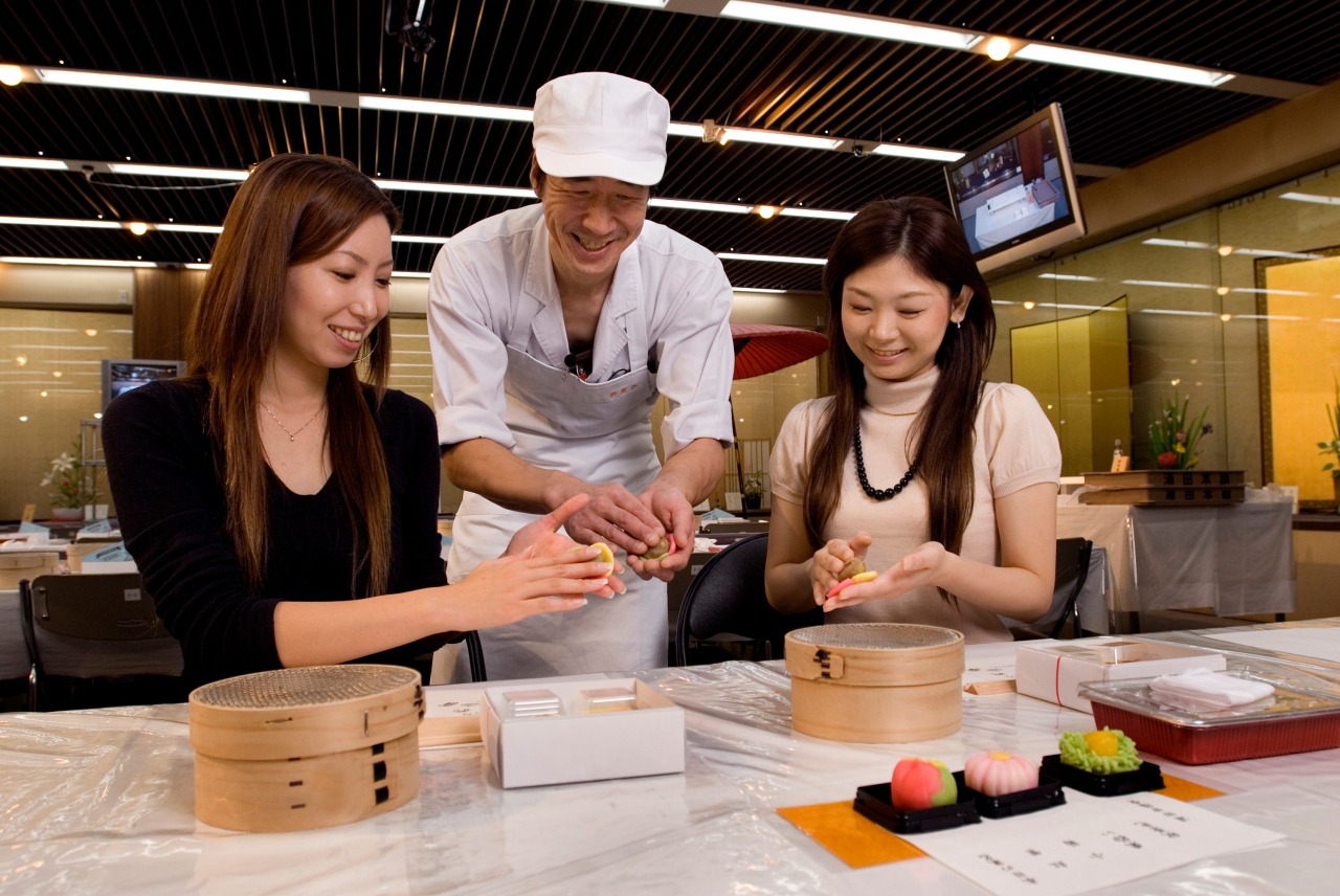 Japanese “Wagashi” Sweet Making Gallery｜VISIT KANAZAWA