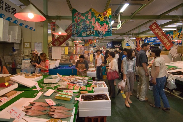 Kanazawa port Ikiiki uoichi Market