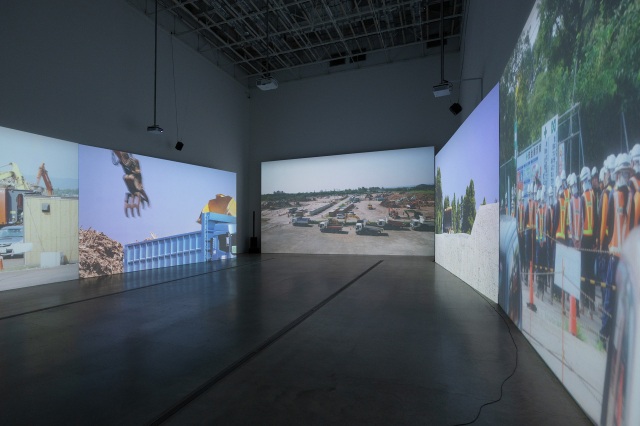 SIDE CORE, living road, 2025 © SIDE CORE Installation view: SIDE CORE: Living road, Living space, 21st Century Museum of Contemporary Art, Kanazawa, 2025 photo: Kohei Omachi(W) Courtesy: 21st Century Museum of Contemporary Art, Kanazawa