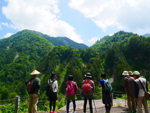 Hakusan Shirakawa-go White Road