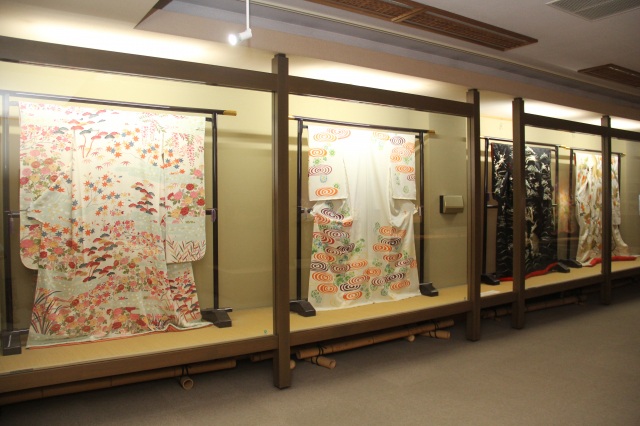 Centre du Kimono Kaga Yuzen