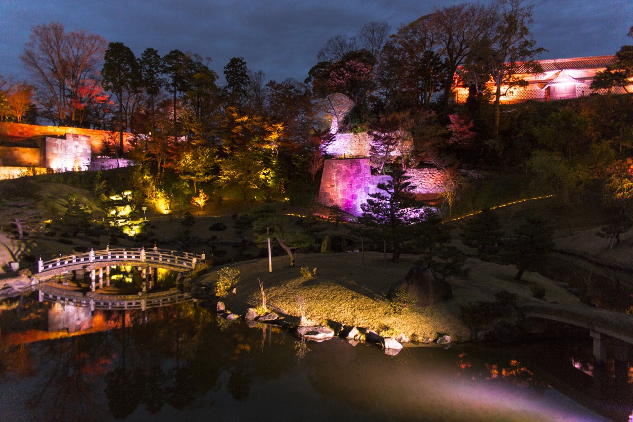 Illuminazione del Parco del Castello di Kanazawa e del Gia…