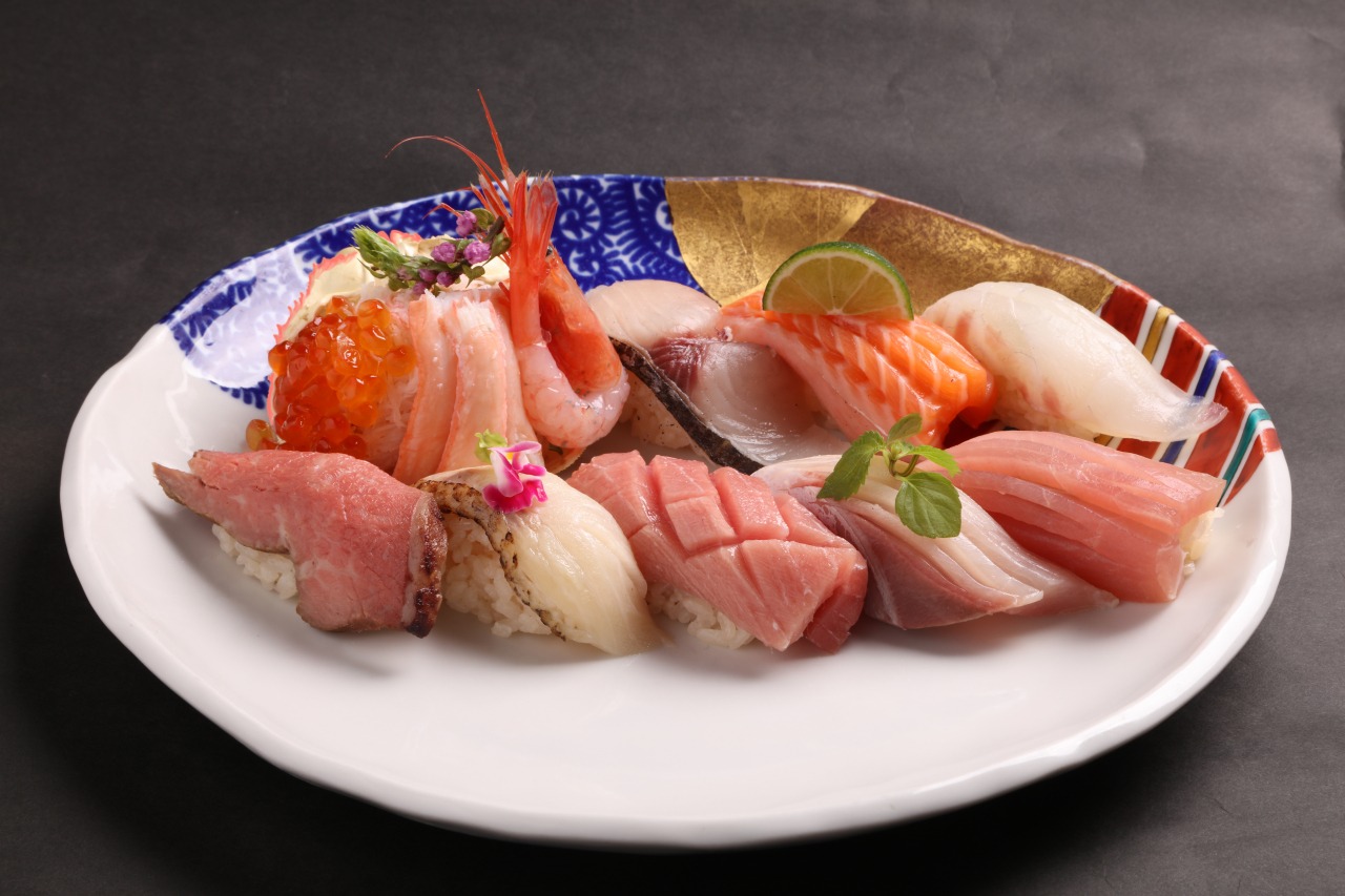 Seafood Bowl & Nigiri Sushi Yutaka Suisan